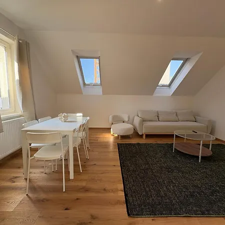Апартаменти Penthouse Грац