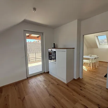 Апартаменти Penthouse Грац